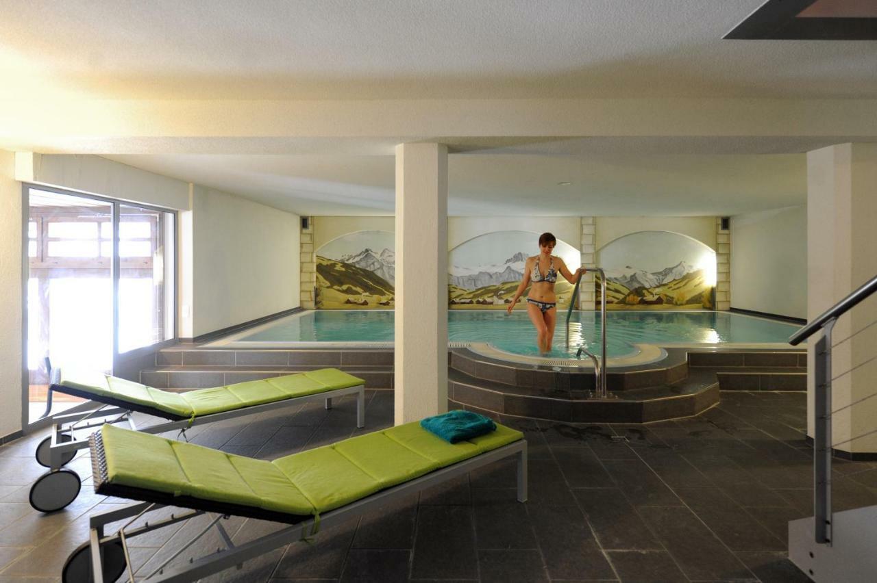Hotel Krone Budget Lenk Exteriör bild